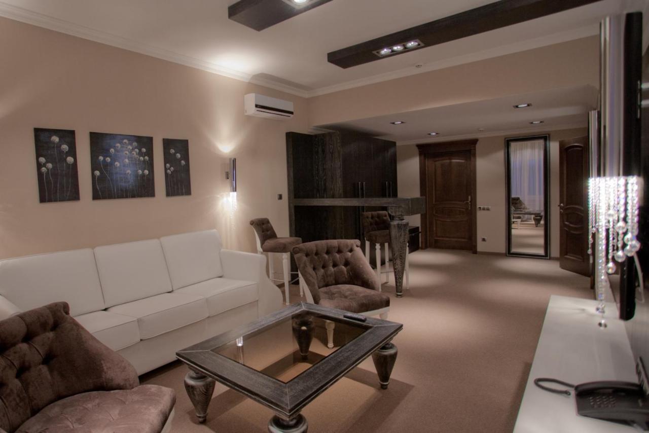 Orly Park-Hotel كييف المظهر الخارجي الصورة