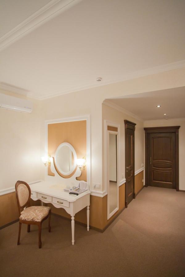 Orly Park-Hotel كييف المظهر الخارجي الصورة